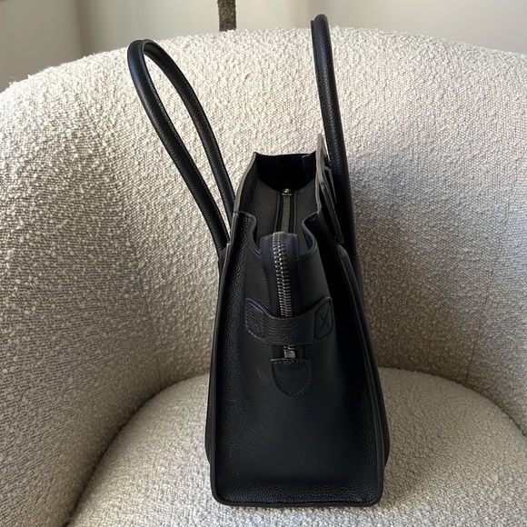 MICRO LUGGAGE HANDBAG IN DRUMMED CALFSKIN
BLACK - Picture 3 of 12